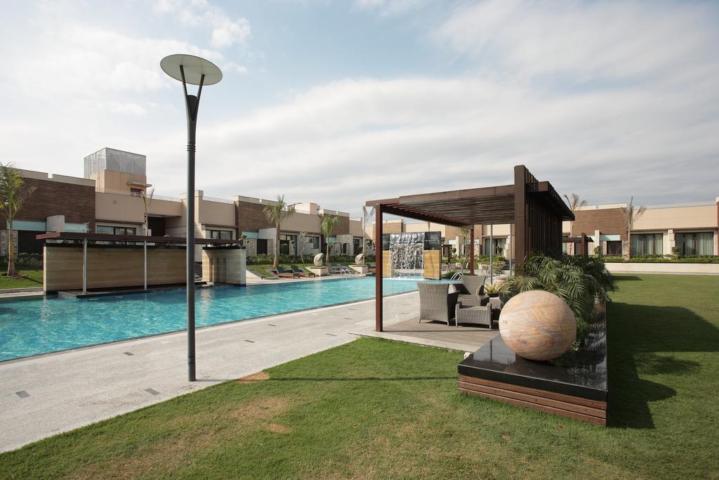 Oodles Hotel Нью-Дели Экстерьер фото