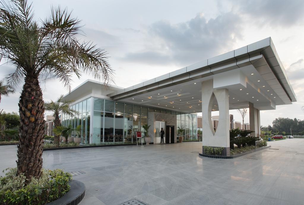 Oodles Hotel Нью-Дели Экстерьер фото