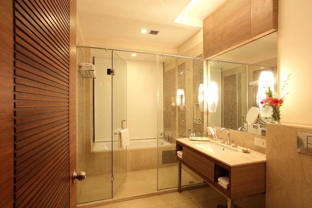 Oodles Hotel Нью-Дели Экстерьер фото
