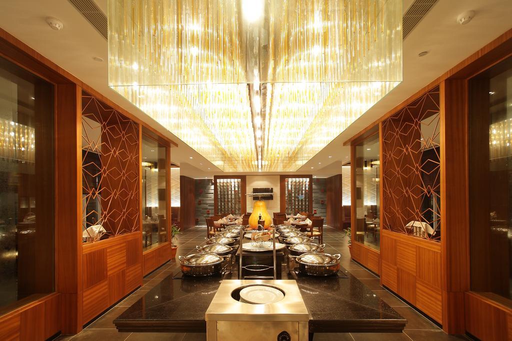 Oodles Hotel Нью-Дели Экстерьер фото